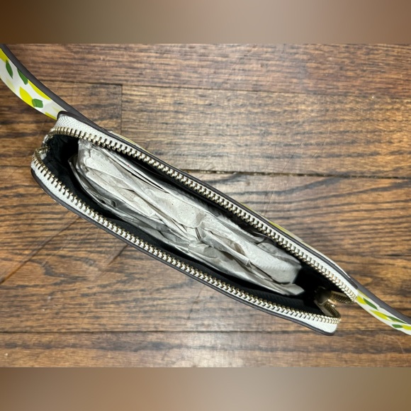 Kate Spade Lemon Drop Crossbody Belt Bag - Picture 2 of 4